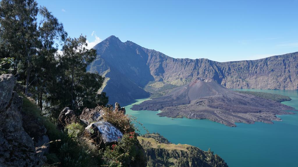 Rinjani Trails Hotel Senaru Εξωτερικό φωτογραφία